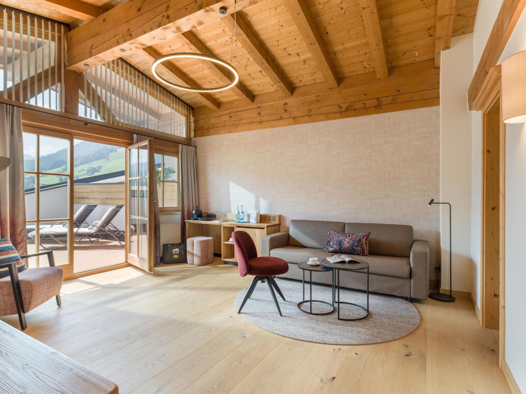 Hotel & Spa Sonne 4 Sterne Superior Kirchberg in Tirol Dış mekan fotoğraf